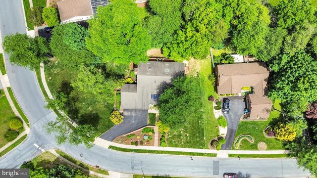 140 DEBORAH DR, Wyomissing, PA 19610