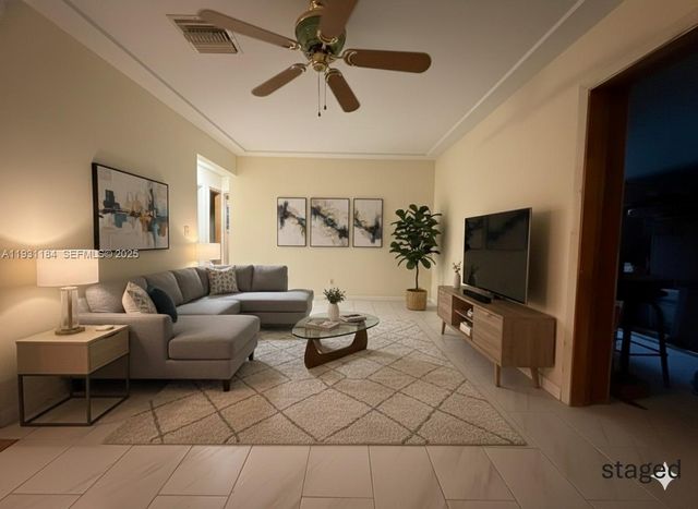 7241 S Arthur St, Hollywood, FL 33024