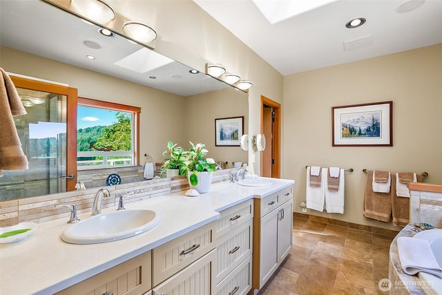 23738 Carlson Place, Mount Vernon, WA 98274