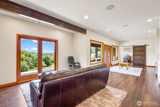 23738 Carlson Place, Mount Vernon, WA 98274