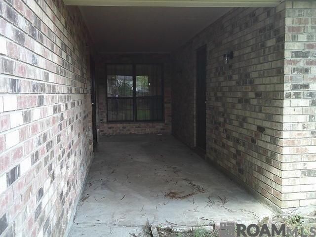 13936 Cayuga Dr, Baker, LA 70714