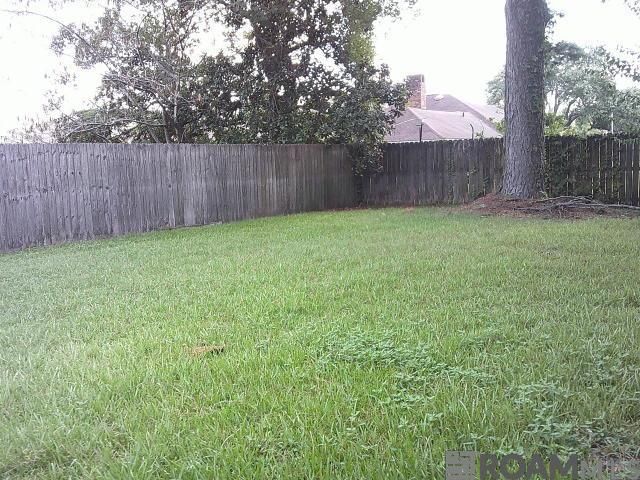 13936 Cayuga Dr, Baker, LA 70714