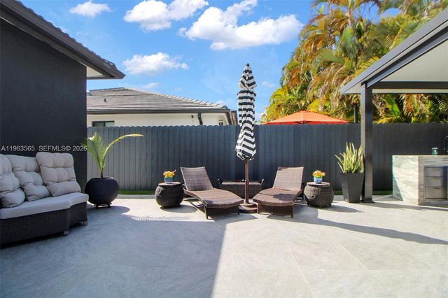 15967 SW 141st Street, Miami, FL 33196
