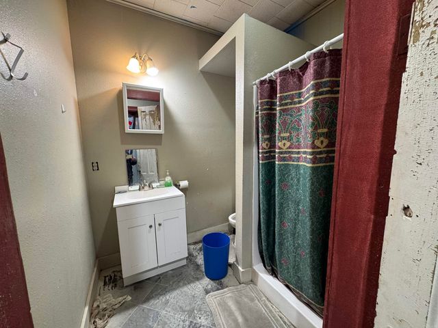 214 Grove Street, Hot Springs, AR 71901