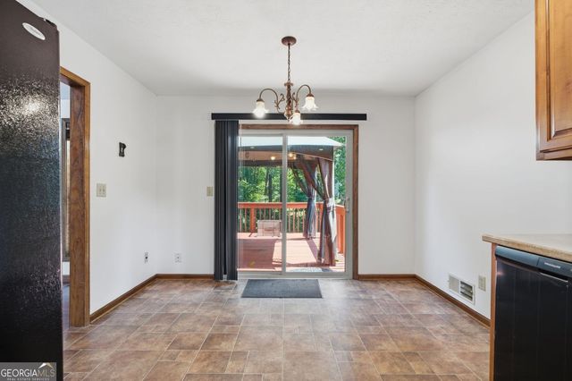 2890 Creekwood Lane NW, Lawrenceville, GA 30044