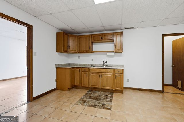 2890 Creekwood Lane NW, Lawrenceville, GA 30044