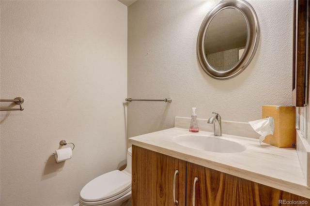 2512 S Worchester Court F, Aurora, CO 80014