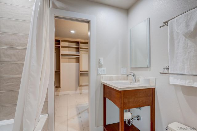 2512 S Worchester Court F, Aurora, CO 80014