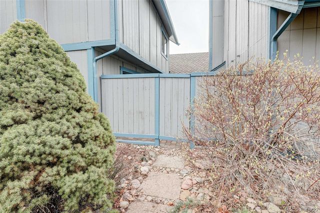 2512 S Worchester Court F, Aurora, CO 80014