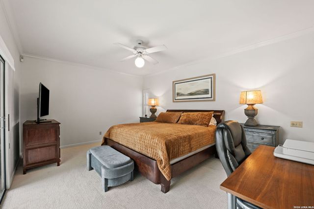 209 HENDERSON ST, Alamo Heights, TX 78209