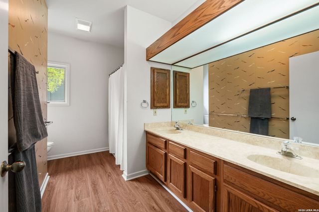 209 HENDERSON ST, Alamo Heights, TX 78209