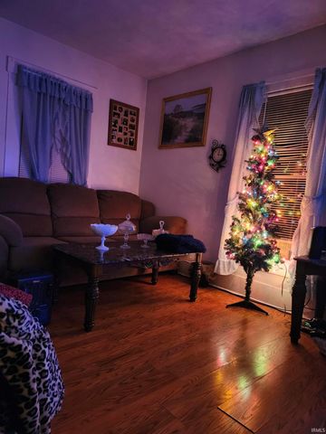 7180 Corydon Junction Road, New Salisbury, IN 47161