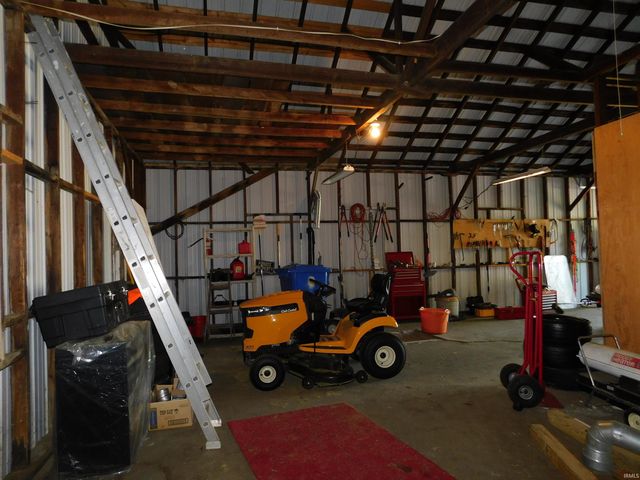 7180 Corydon Junction Road, New Salisbury, IN 47161