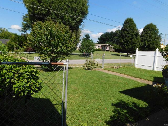 7180 Corydon Junction Road, New Salisbury, IN 47161