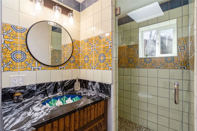 122 W Buena Vista, Santa Fe, NM 87505