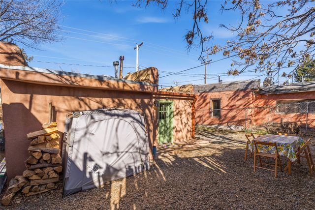 122 W Buena Vista, Santa Fe, NM 87505