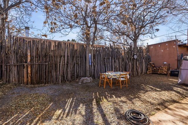 122 W Buena Vista, Santa Fe, NM 87505