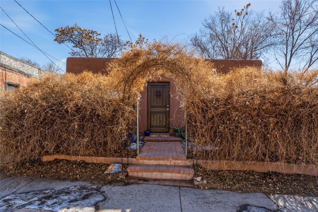 122 W Buena Vista, Santa Fe, NM 87505