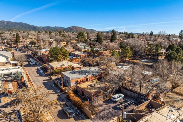 122 W Buena Vista, Santa Fe, NM 87505