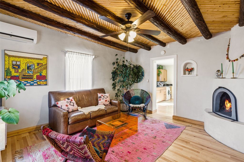 122 W Buena Vista, Santa Fe, NM 87505