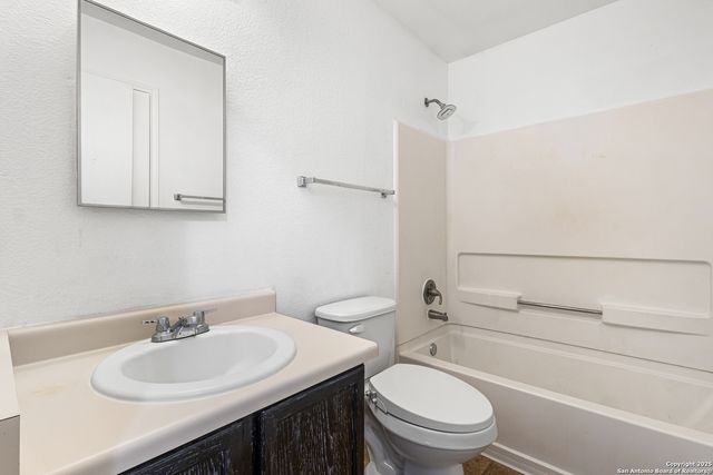 510 Tres Caminos, San Antonio, TX 78245