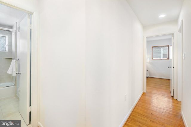 9213 FRIARS RD, Bethesda, MD 20817