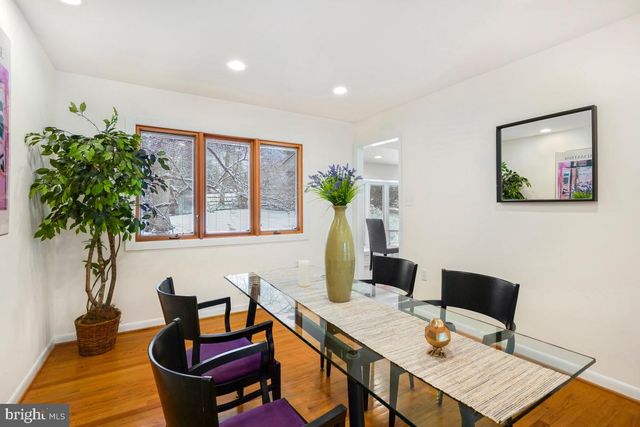 9213 FRIARS RD, Bethesda, MD 20817