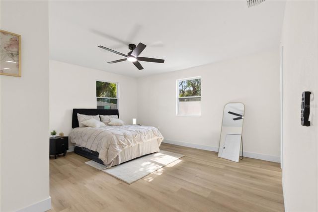 815 W MINNEHAHA STREET, Tampa, FL 33604