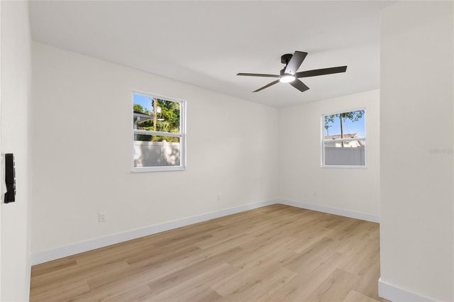 815 W MINNEHAHA STREET, Tampa, FL 33604
