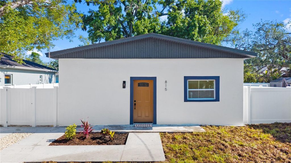 815 W MINNEHAHA STREET, Tampa, FL 33604