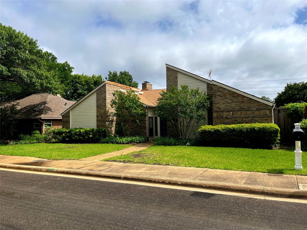 6616 gretchen Lane, Dallas, TX 75252