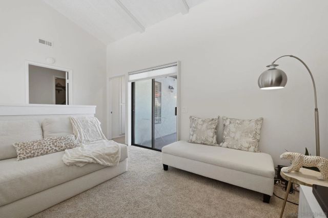 971 Santa Helena Park Ct, Solana Beach, CA 92075