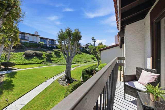 971 Santa Helena Park Ct, Solana Beach, CA 92075