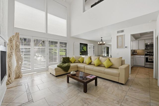 971 Santa Helena Park Ct, Solana Beach, CA 92075