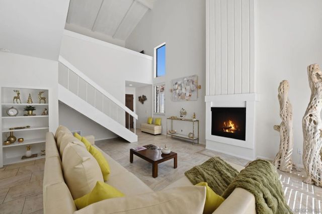 971 Santa Helena Park Ct, Solana Beach, CA 92075