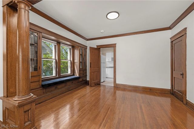 1296 Cook Avenue, Lakewood, OH 44107