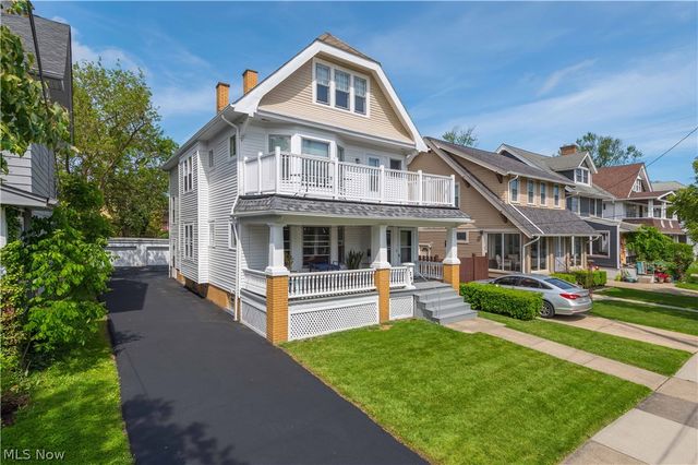 1296 Cook Avenue, Lakewood, OH 44107