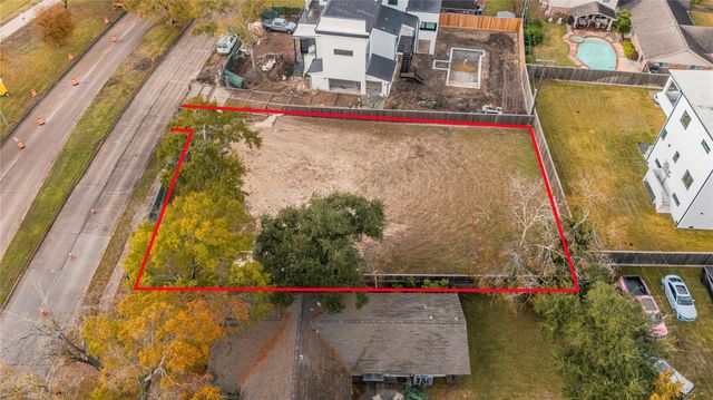 4906 North Braeswood, Houston, TX 77096