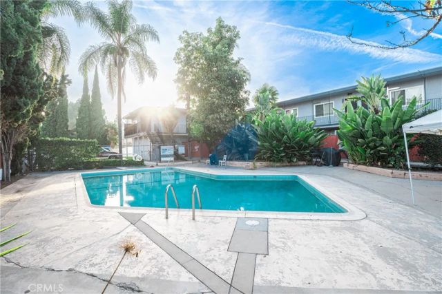 7348 Florence 4, Downey, CA 90240