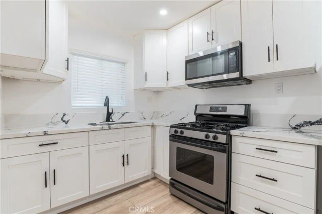 7348 Florence 4, Downey, CA 90240