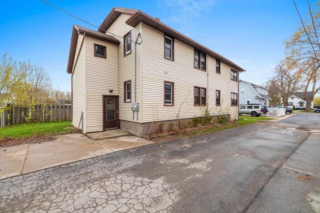 1235 CHICAGO STREET, Green Bay, WI 54301