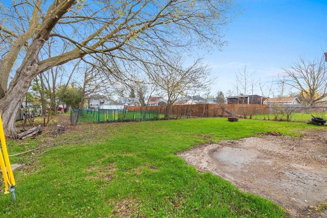 1235 CHICAGO STREET, Green Bay, WI 54301