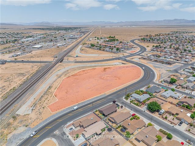 3299 Kenwood Avenue, Kingman, AZ 86401