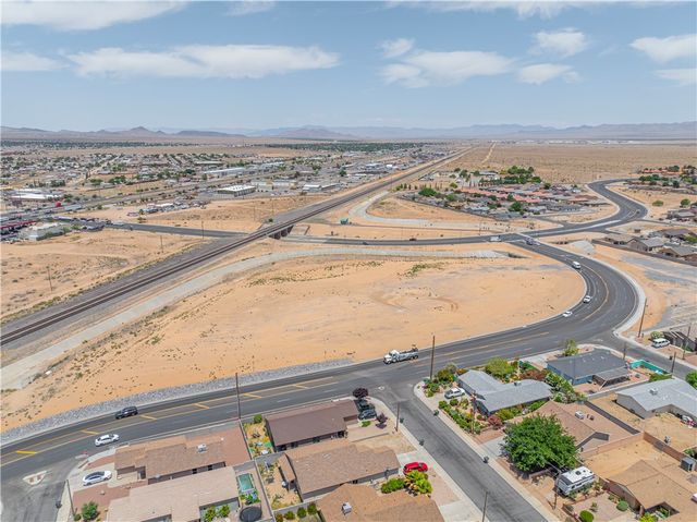 3299 Kenwood Avenue, Kingman, AZ 86401