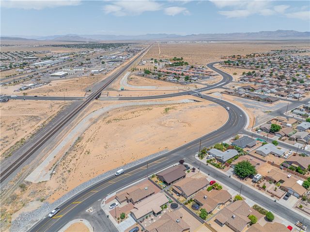 3299 Kenwood Avenue, Kingman, AZ 86401