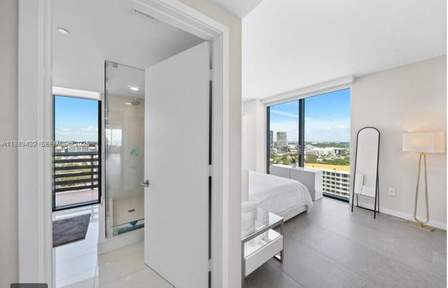 460 NE 28th St 2001, Miami, FL 33137