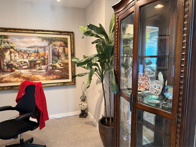 460 NE 28th St 2001, Miami, FL 33137