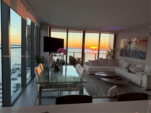 460 NE 28th St 2001, Miami, FL 33137