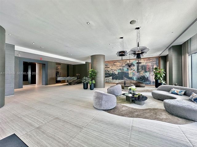 460 NE 28th St 2001, Miami, FL 33137