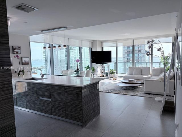 460 NE 28th St 2001, Miami, FL 33137